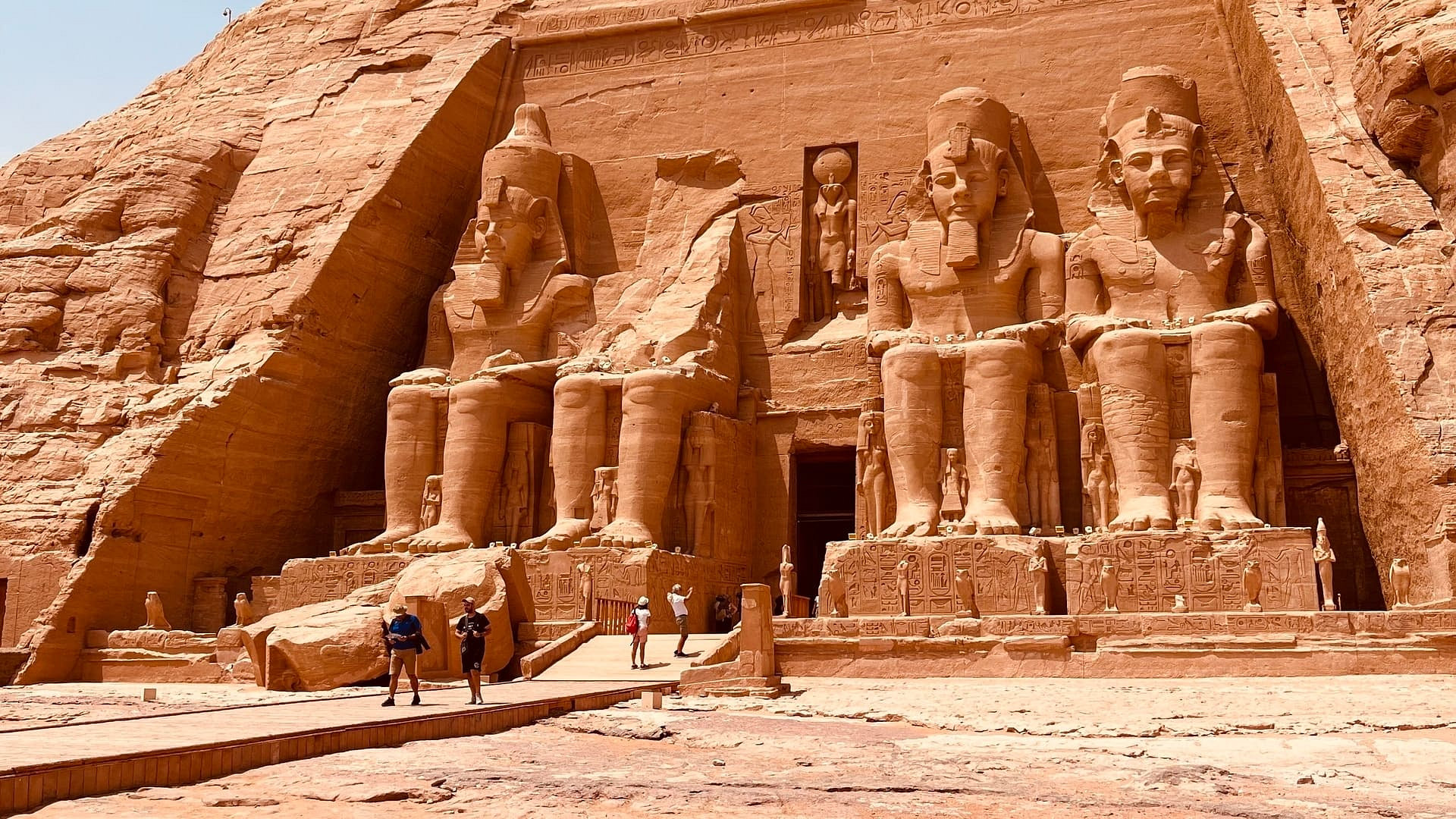 Abu Simbel: Nilens kjemper