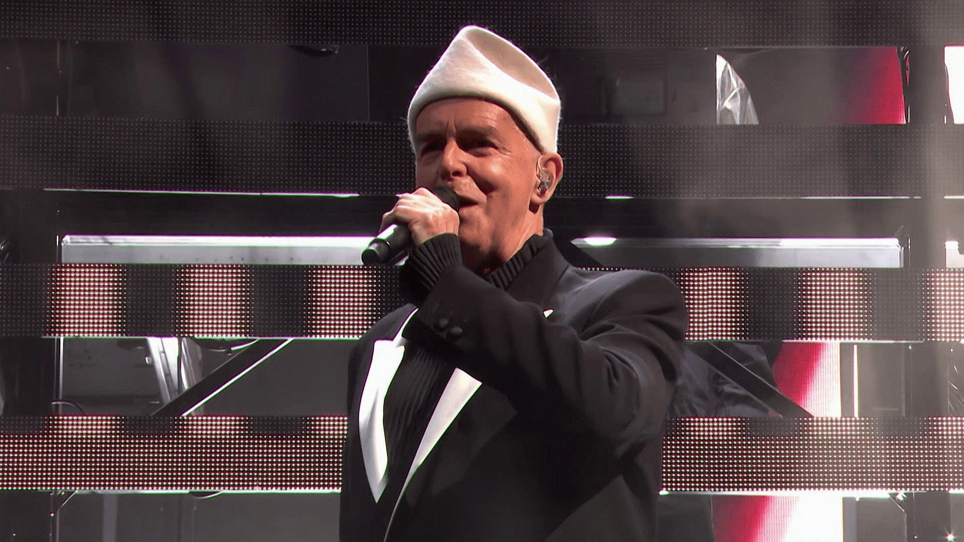 Pet Shop Boys - Live at Glastonbury