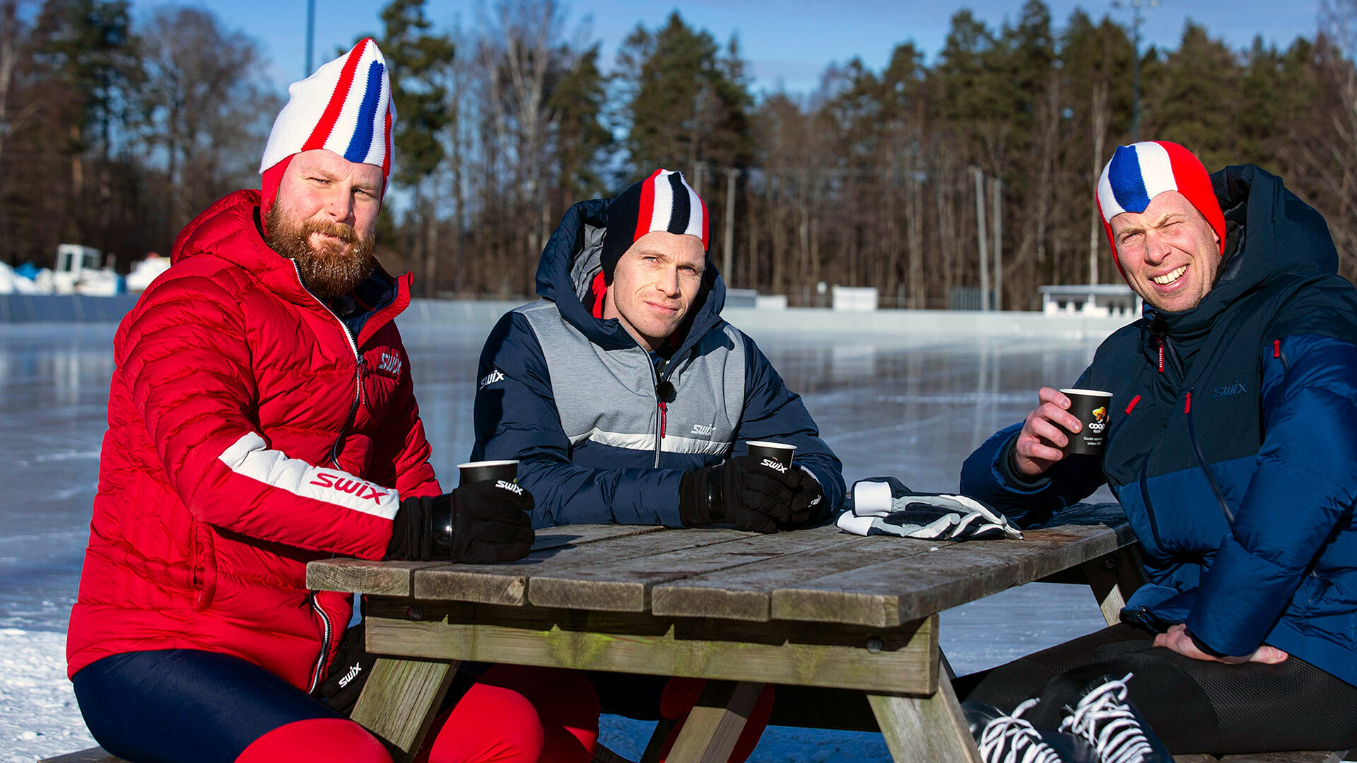 B-laget går 10.000 meter på skøyter